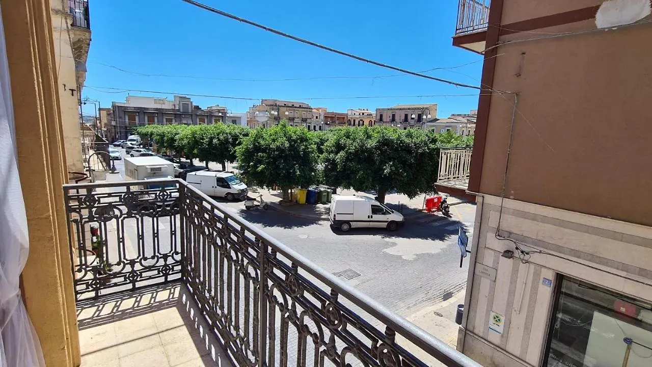 Apartment Guest House Tra Terra E Mare Pachino